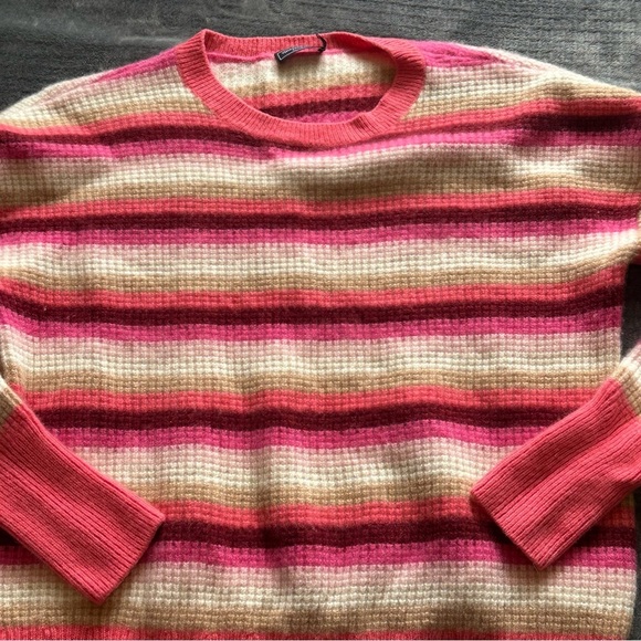 Sweaters - Womens 100% cashmere Simply Southern Long Sleeve Sweater